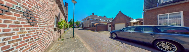 Bekijk 360° foto van Voortuin van Hoefstraat 7