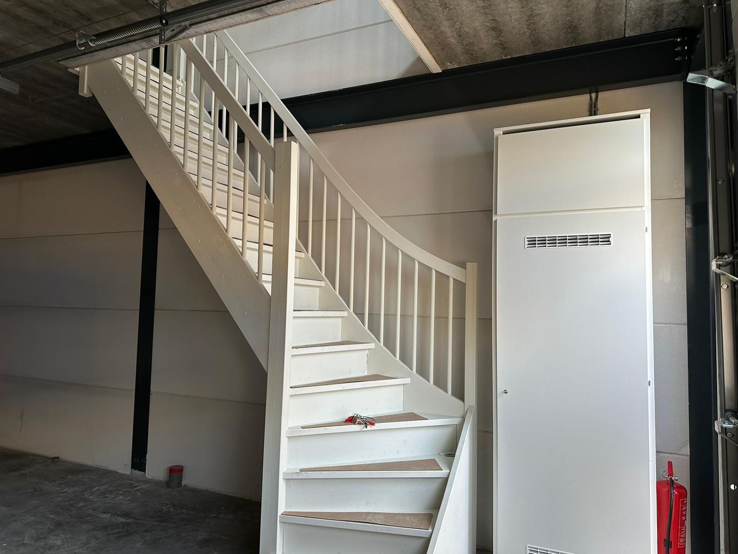 View photo 5 of Eeser Hout 10