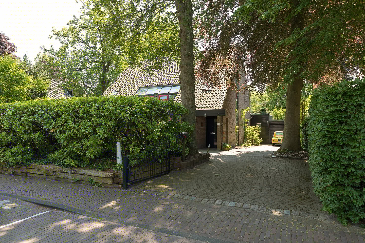 Bekijk foto 1 van Kerklaan 36