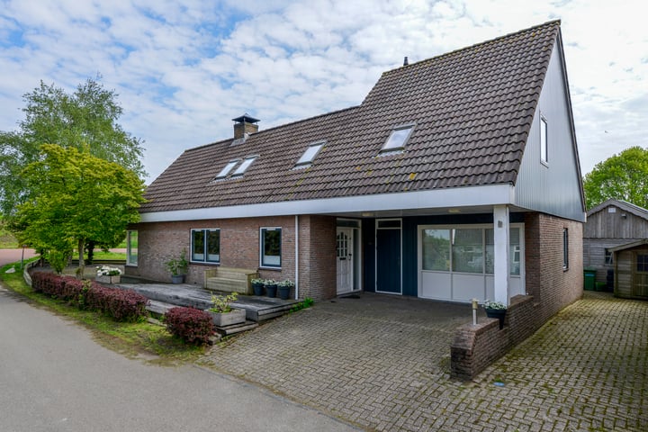 Badhuisweg 15