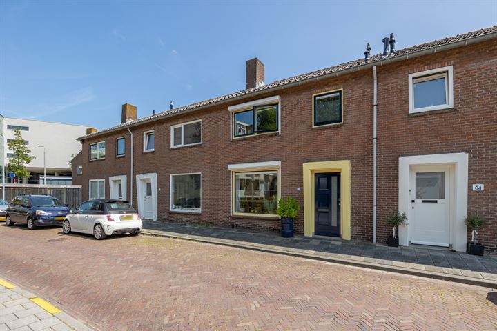 Bekijk foto 1 van Prinses Beatrixstraat 66