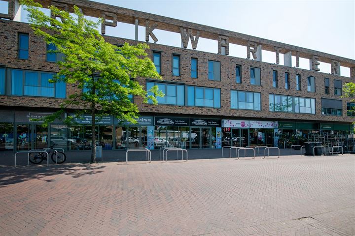 van Hogendorplaan 943, Vlaardingen