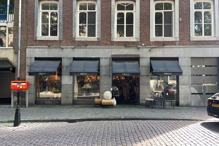 Onze Lieve Vrouweplein 19, Maastricht