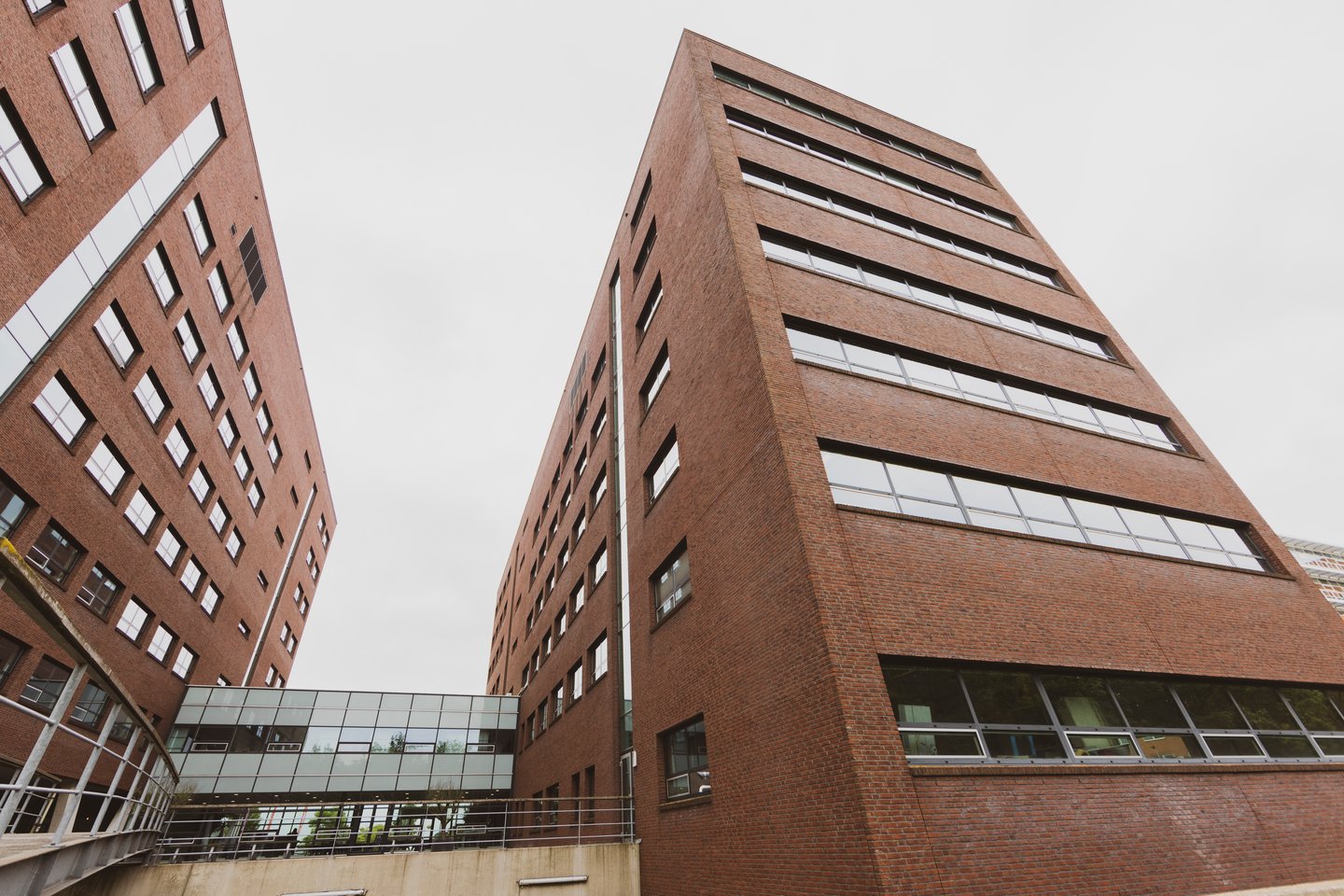 Bekijk foto 1 van Rijnzathe 12
