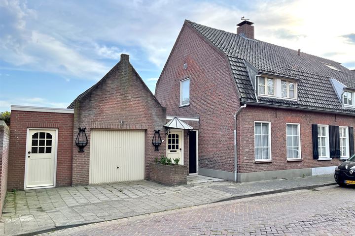 Bekijk foto 42 van Hoefstraat 7