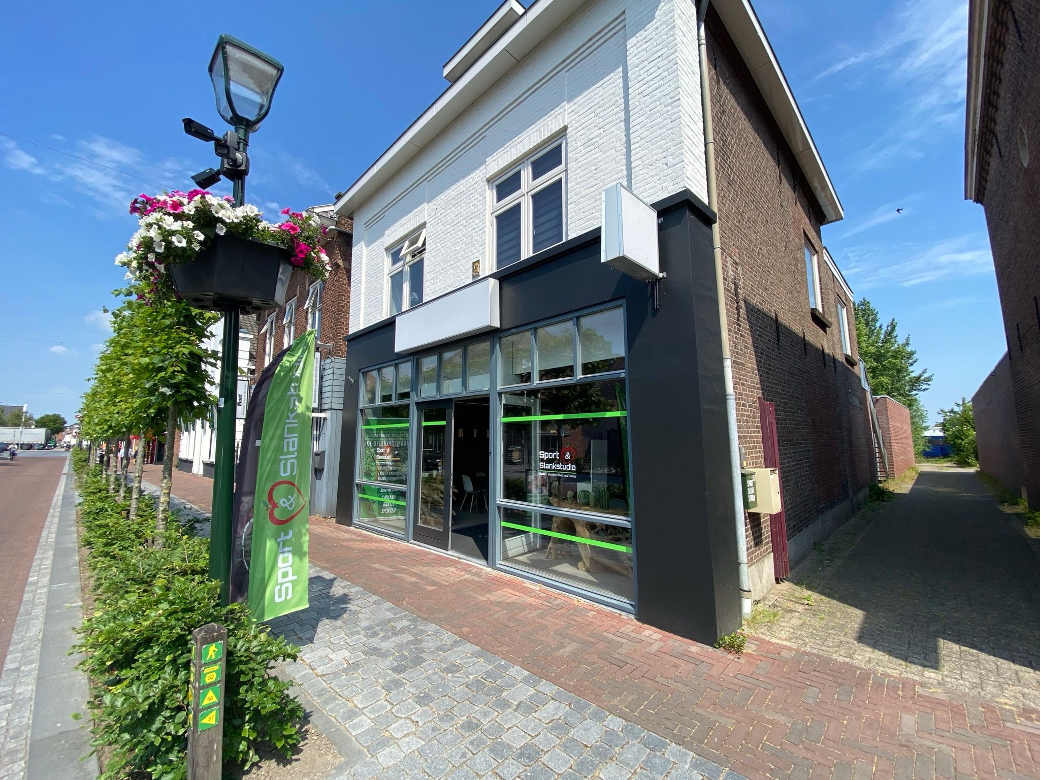 Winkel Kaatsheuvel | Zoek winkels te huur: Hoofdstraat 87 5171 DK