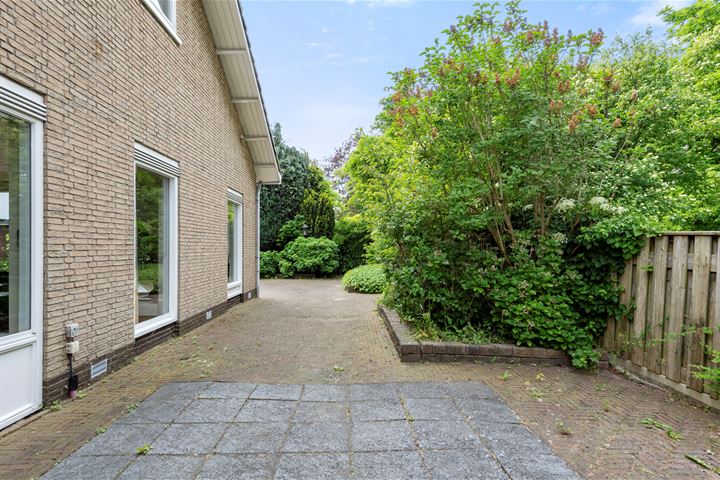 Bekijk foto 35 van Waalhavenstraat 11