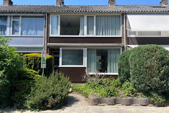 Bekijk foto 1 van De Villeneuvestraat 47