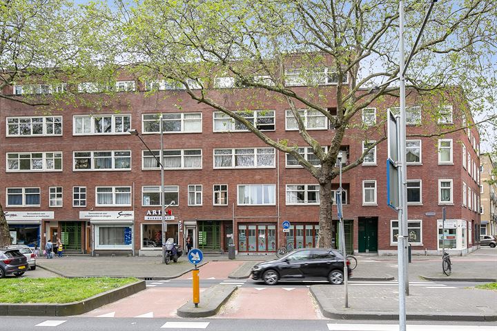 Bekijk foto 1 van Dordtselaan 49-B