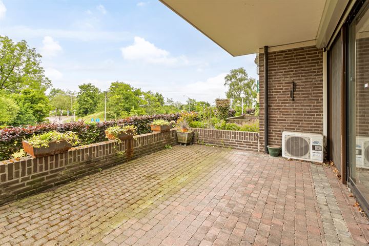 Bekijk foto 18 van Graadt van Roggenstraat 47