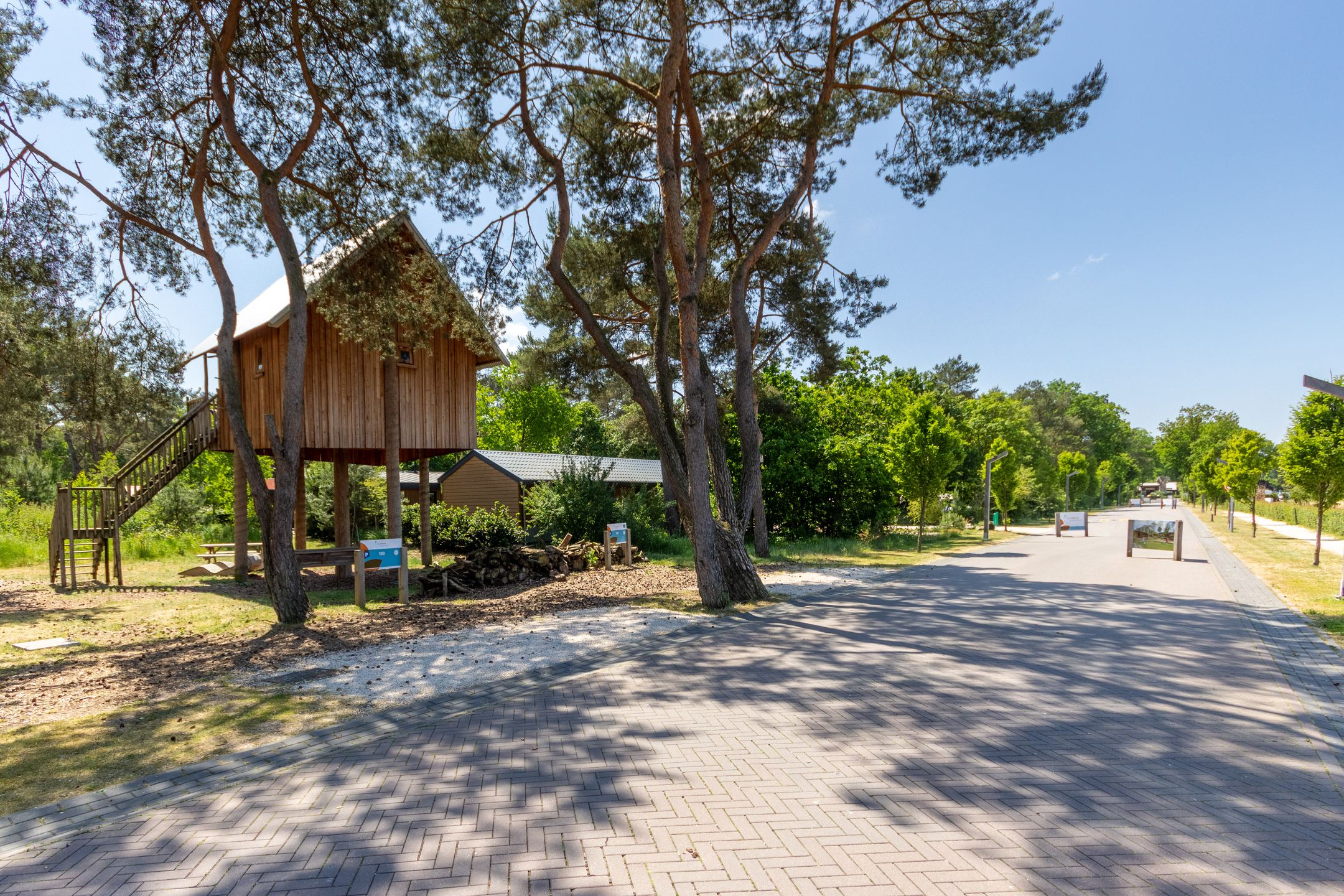 Foto 24 van Arnhemseweg 100-101