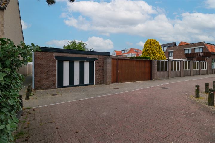 Bekijk foto 3 van Naaldwijkseweg 49