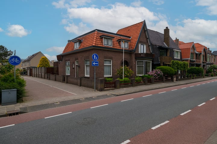 Bekijk foto 36 van Naaldwijkseweg 49