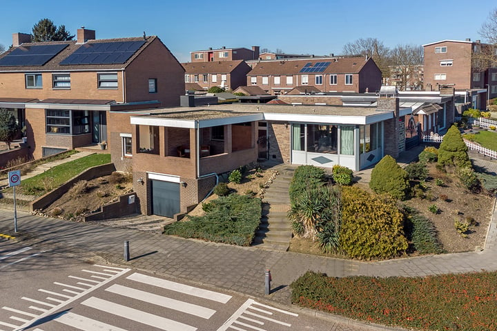 Bekijk foto 3 van Europaweg-Zuid 196