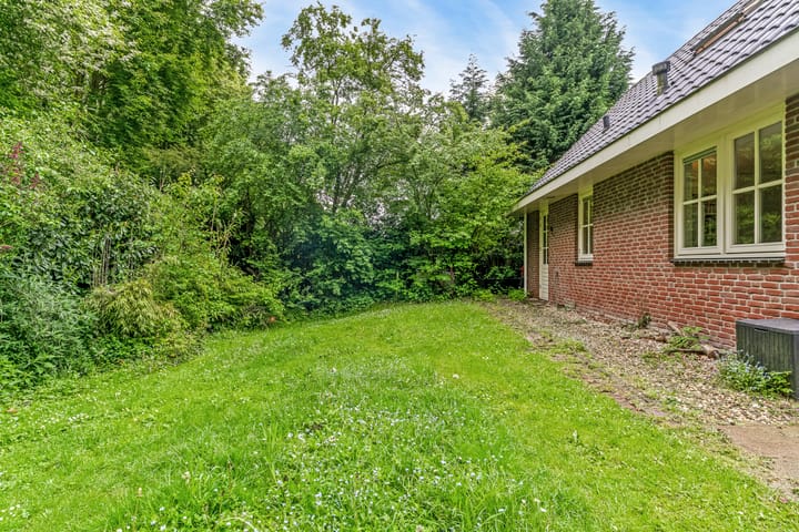 Foto 31 van Molenstraat 16