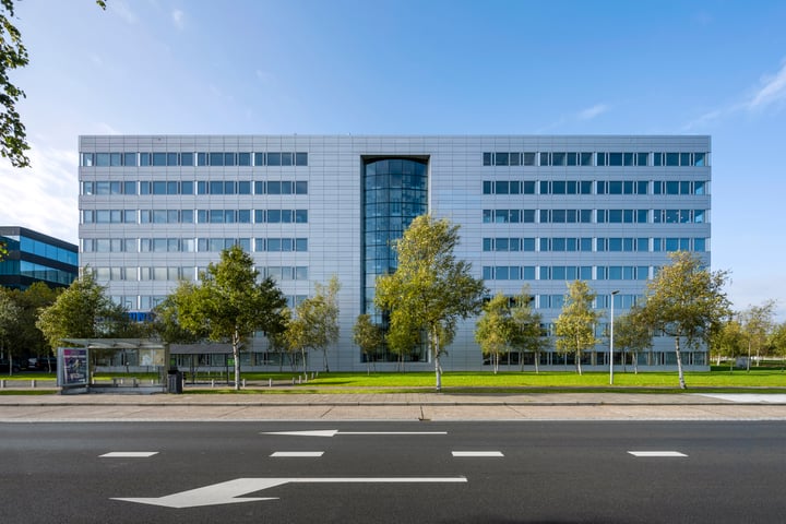 Evert van de Beekstraat 308, Schiphol