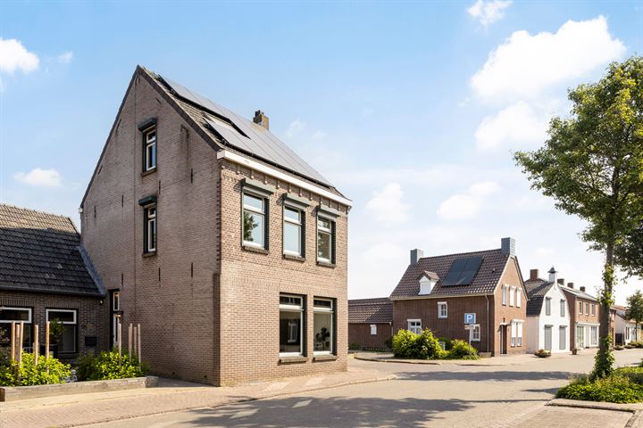 Bekijk foto 5 van Dorpsstraat 55