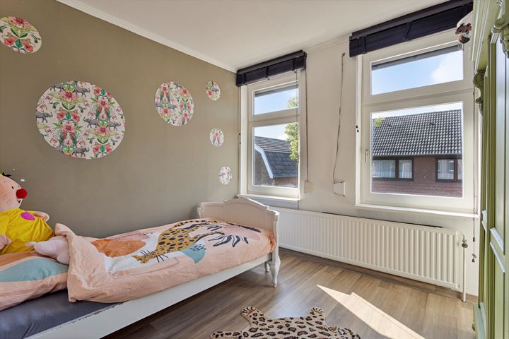 Bekijk foto 32 van Dorpsstraat 55