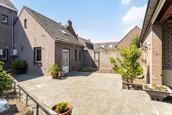 Bekijk foto 42 van Dorpsstraat 55