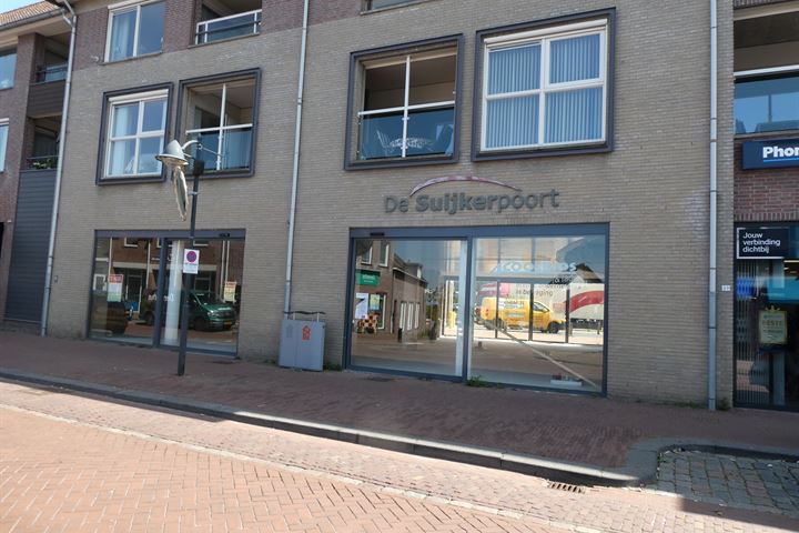 Raadhuisstraat 87-b-c, Hoogerheide