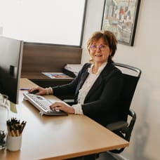 Marie-José Mijnen-Dellemann - Secretaresse