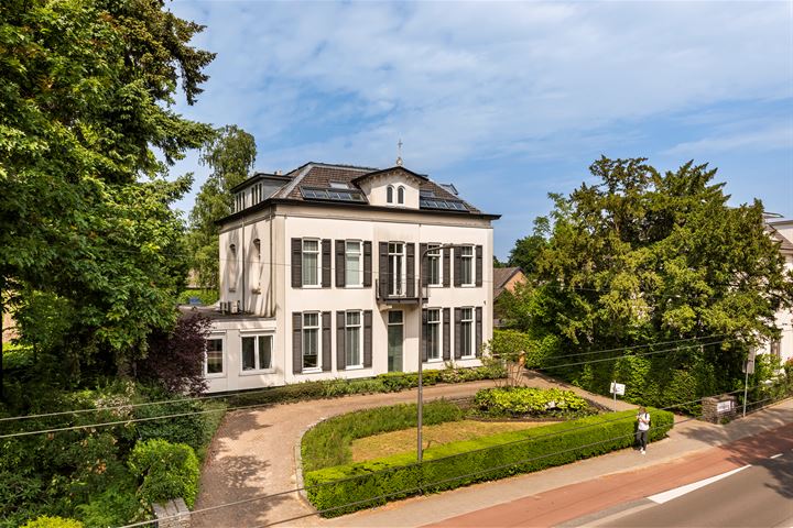 Bekijk foto van Arnhemsestraatweg 8