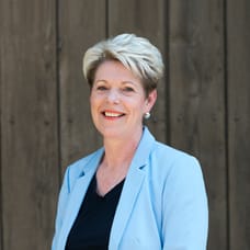 Greta van Petersen - Officemanager