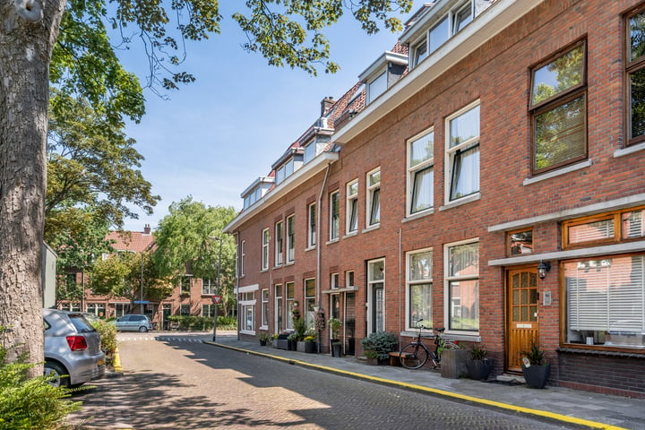 Bekijk foto 33 van Poortugaalsestraat 3-A