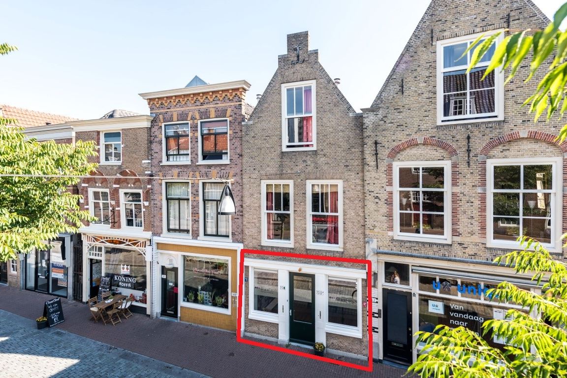 Bekijk foto 1 van Vriesestraat 150