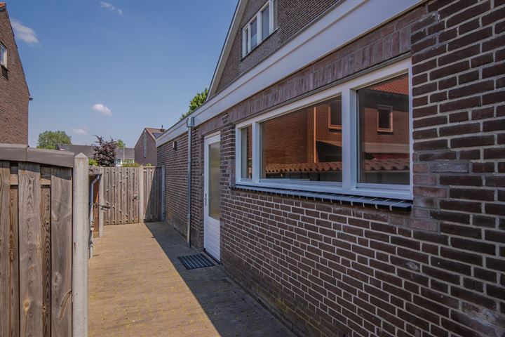 Bekijk foto 30 van Klapstraat 44