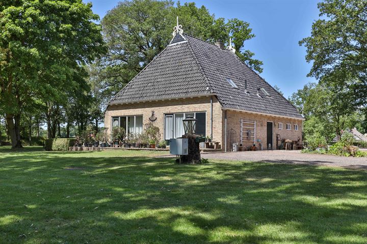 Bekijk foto 45 van Joute van der Meerweg 7