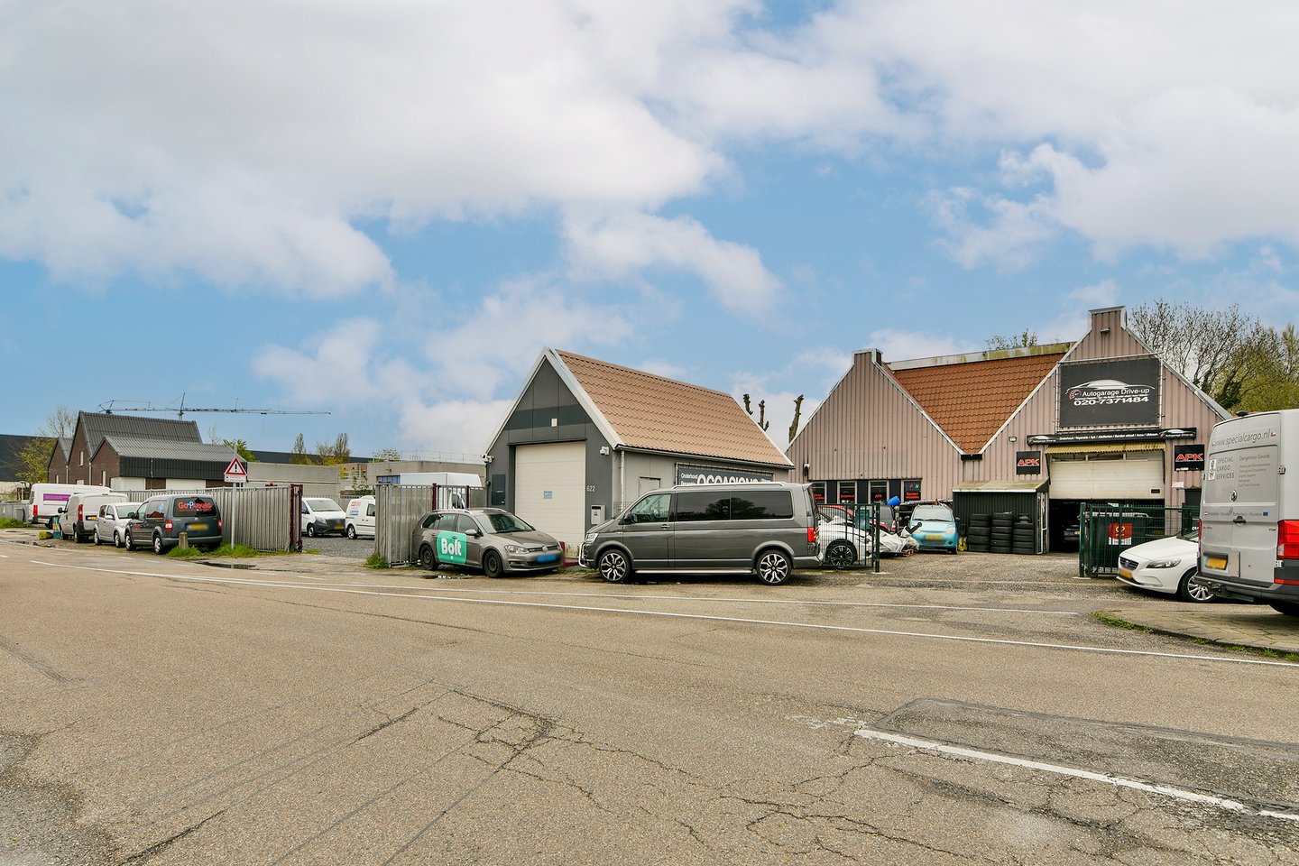 Bekijk foto 1 van Aalsmeerderweg 626