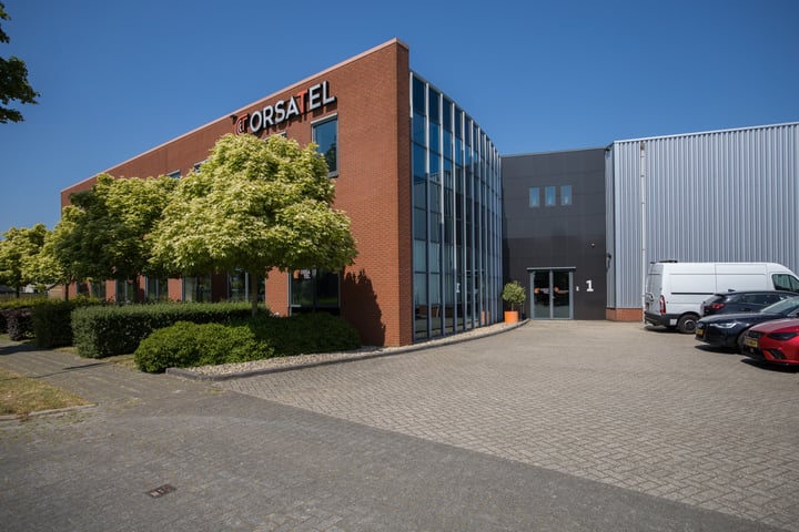 De Beek 1, Hoevelaken