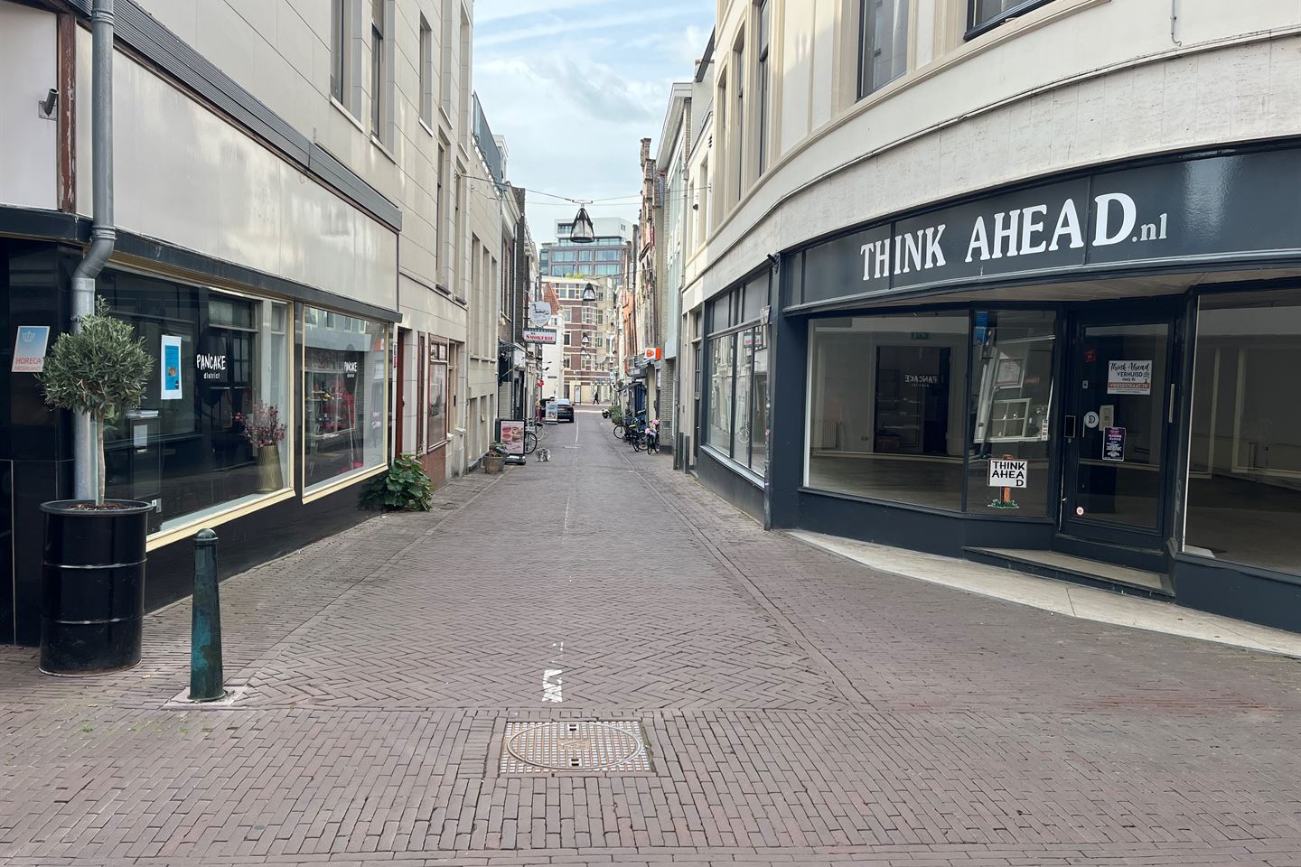 Bekijk foto 3 van Grote Spuistraat 1