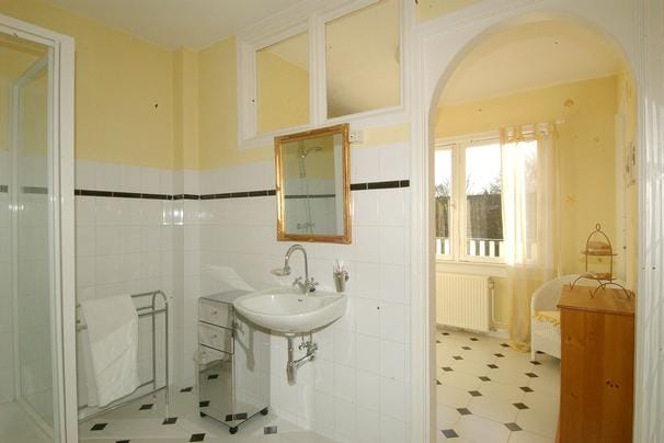 Foto 17 van Van Dorpstraat 16