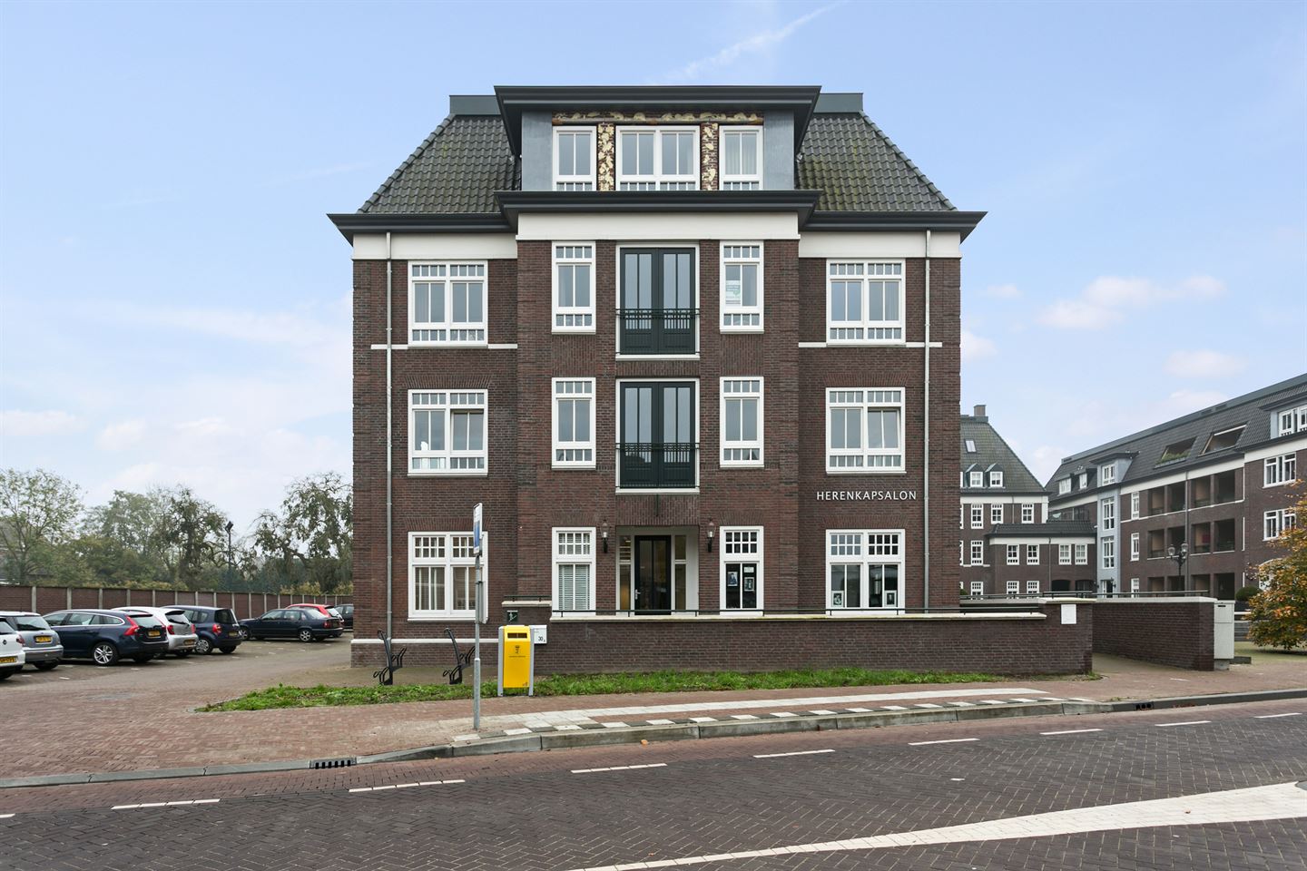 Bekijk foto 2 van Dorpsstraat 30