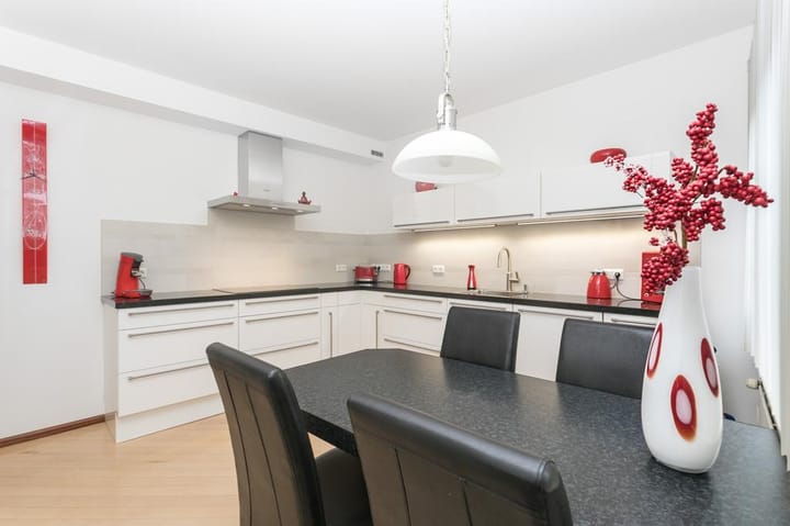 Photo 12 of Hoogstraat 63