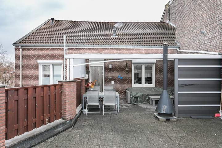 Photo 22 of Hoogstraat 63