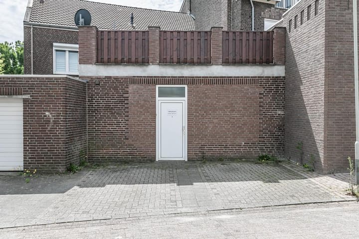Photo 37 of Hoogstraat 63