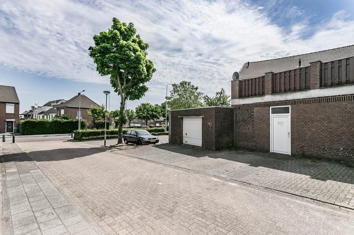 Photo 39 of Hoogstraat 63