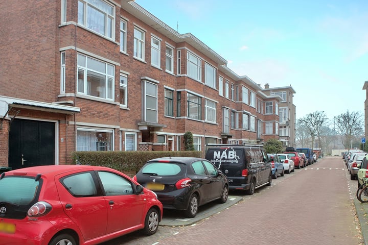 Bekijk foto 19 van Staverdenstraat 50