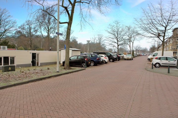 Bekijk foto 23 van Staverdenstraat 50