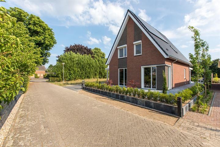 Bekijk foto 34 van Veenseweg 1-A