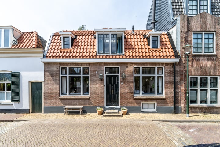 Bekijk foto 1 van Weesperstraat 32