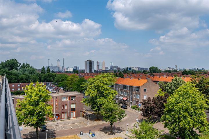 Bekijk foto 35 van Aalscholverstraat 81