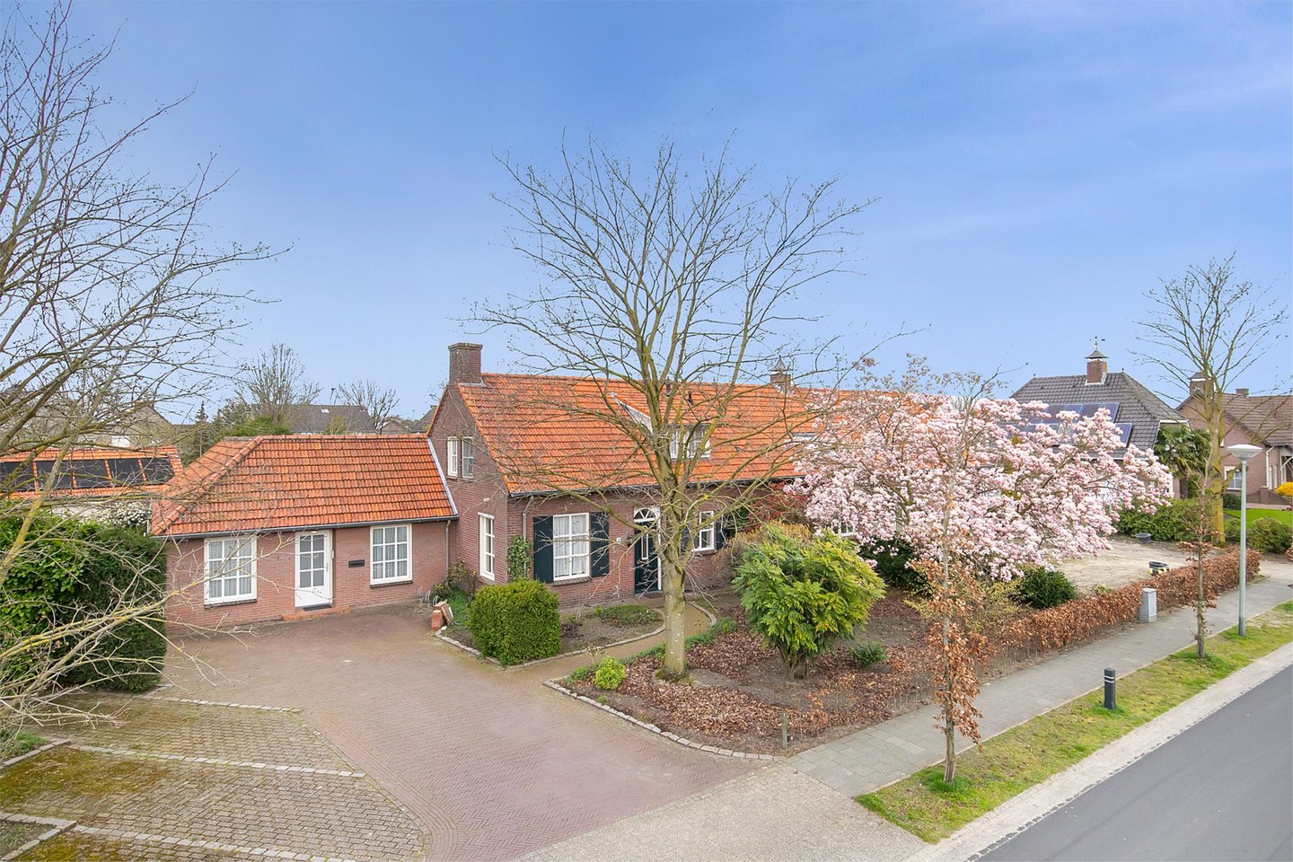Bekijk foto 1 van Kurversweg 5