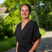 Mieke Bakker, verhuurconsulent