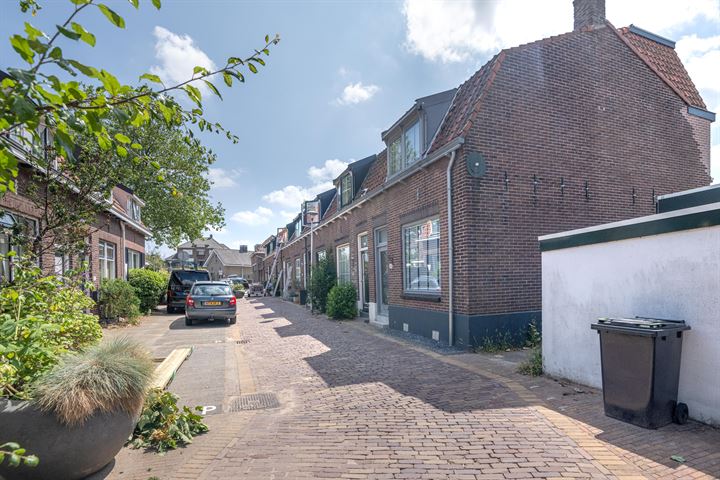 Bekijk foto 26 van Alexanderstraat 13