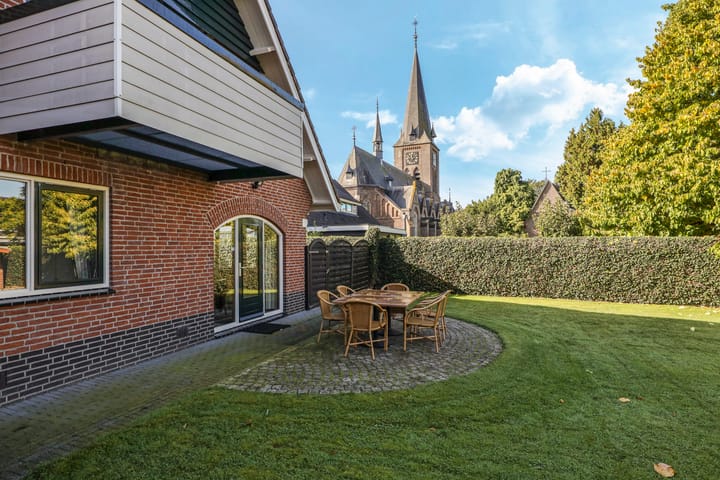 Foto 49 van Netterdensestraat 3