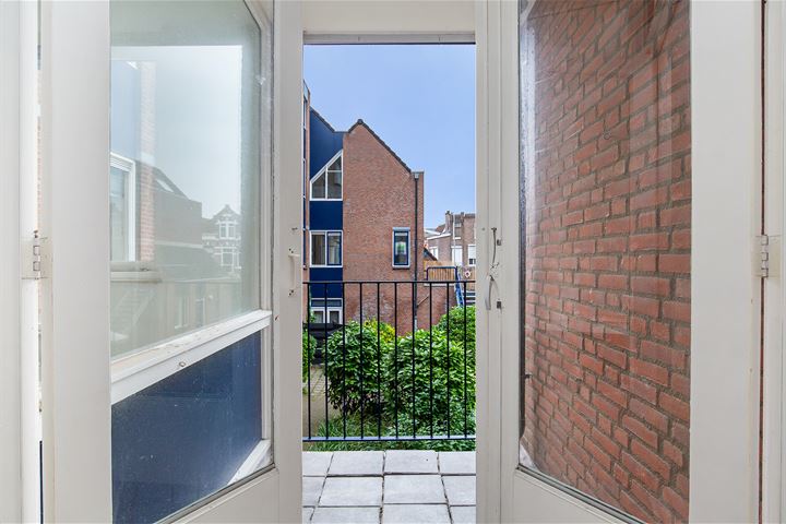 Bekijk foto 15 van Van Dishoeckstraat 114